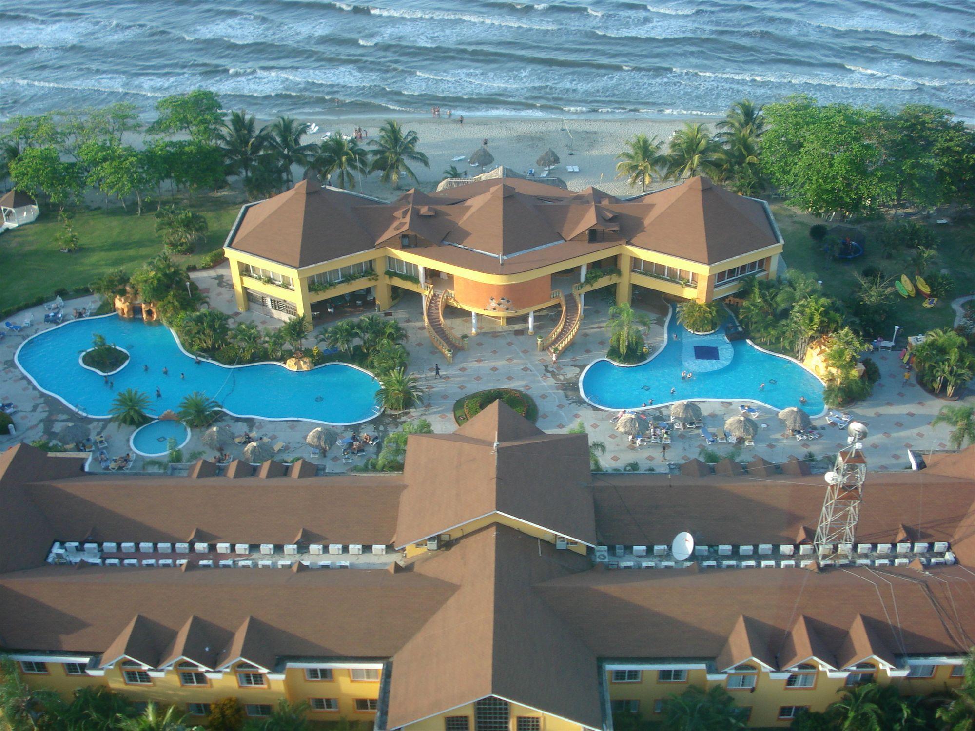 Hotel Palma Real Sambo Creek Extérieur photo